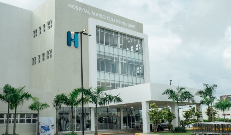 Hospital Mario Tolentino Dipp responde sobre muerte de paciente
