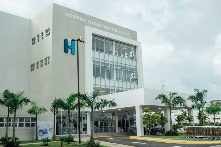 Hospital Mario Tolentino Dipp responde sobre muerte de paciente