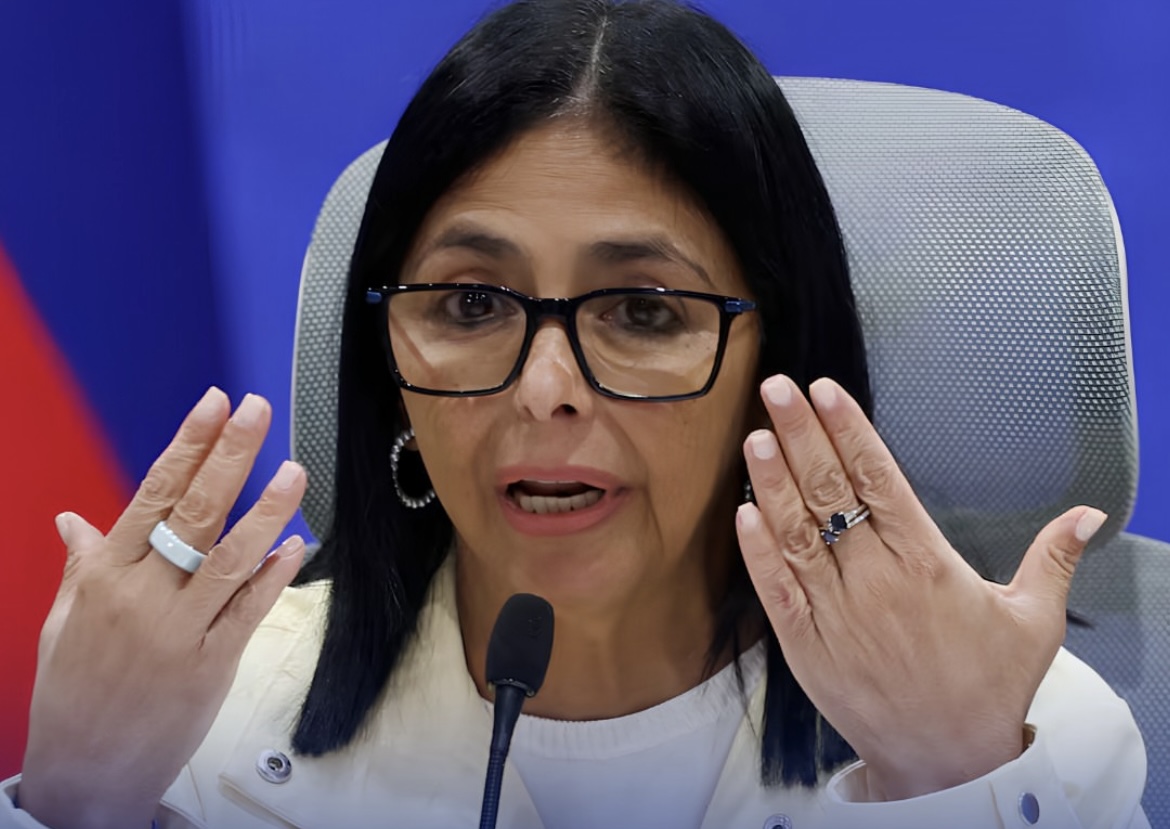 Delcy Rodríguez crea una unidad militar especial para responder a desastres en Venezuela