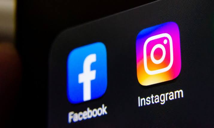 Comisión Europea acusa a Instagram y Facebook de fomentar el uso compulsivo con un diseño adictivo