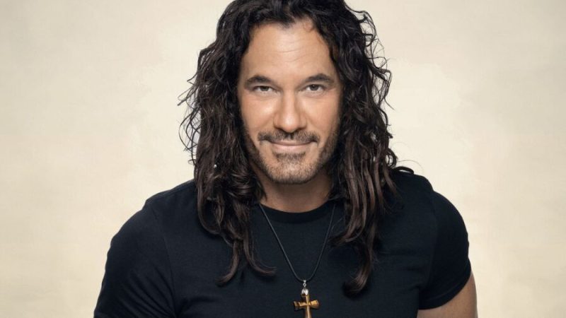 Mario Cimarro vuelve a señalar a Telemundo y denuncia supuesto veto que considera ilegal