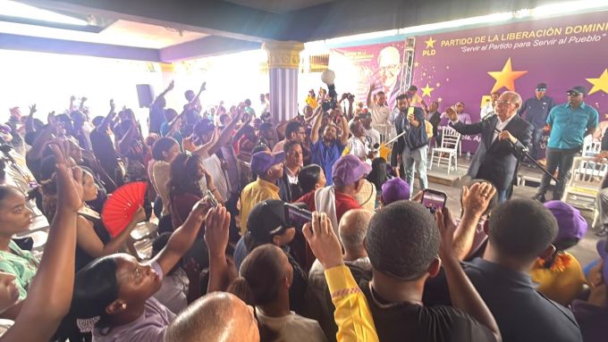 Danilo Medina dice Gobierno PRM “le sale caro” al pueblo RD