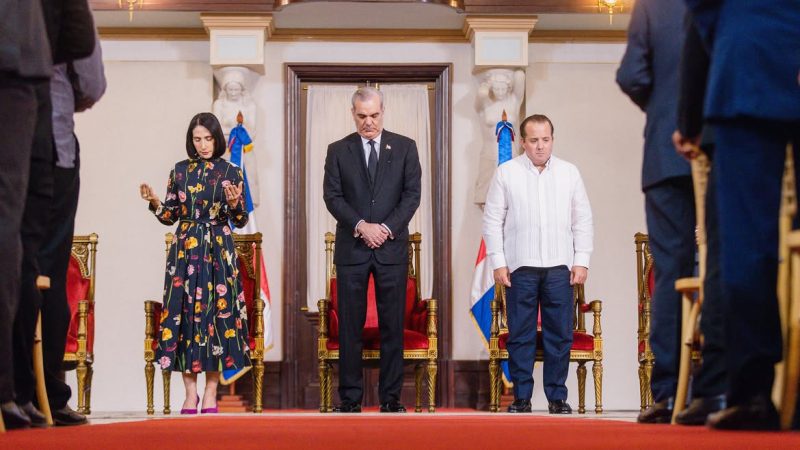 Abinader encabeza Jornada Nacional de Oración por República Dominicana en el Palacio Nacional